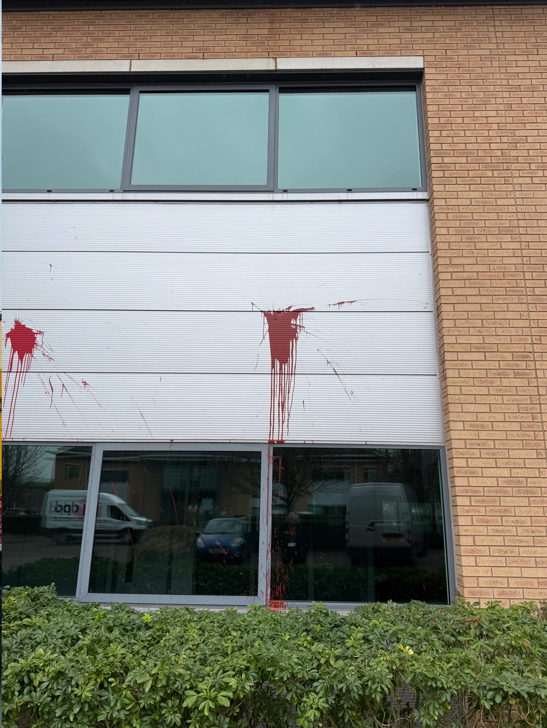 Graffiti removal example 1